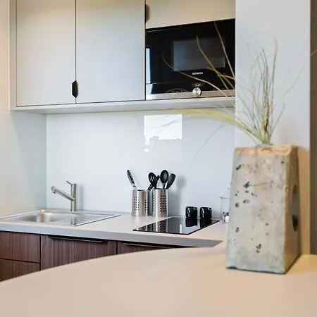 Appartement Sleek And Chic Studio In The Heart Of City