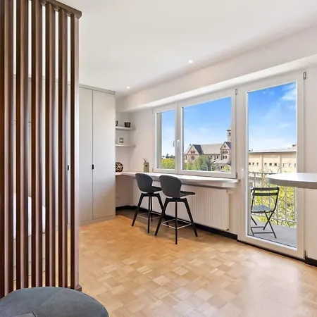 Sleek And Chic Studio In The Heart Of City